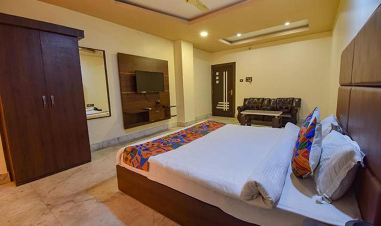 Fabhotel Rr Suites Guwahati Exterior foto